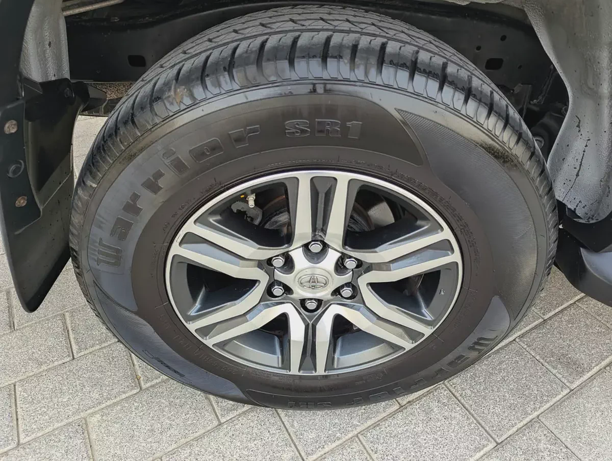 Toyota Fortuner 2023 4X4 EXR GCC Specs - Excellent Condition-18-18