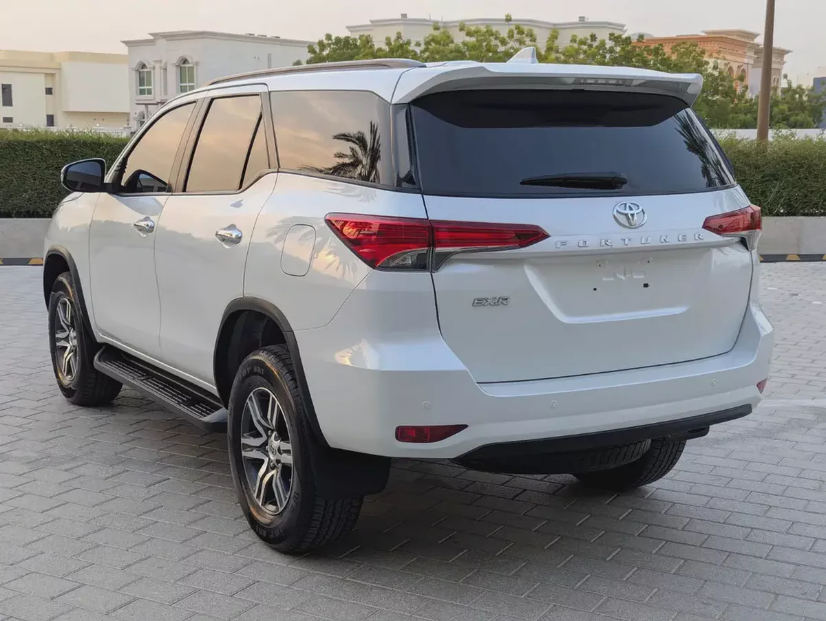 Toyota Fortuner 2023 4X4 EXR GCC Specs - Excellent Condition-3-3
