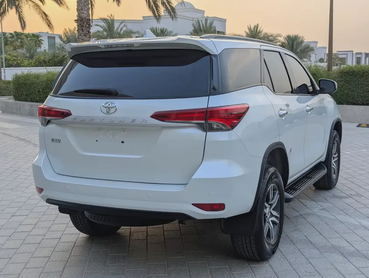 Toyota Fortuner 2023 4X4 EXR GCC Specs - Excellent Condition-4-4