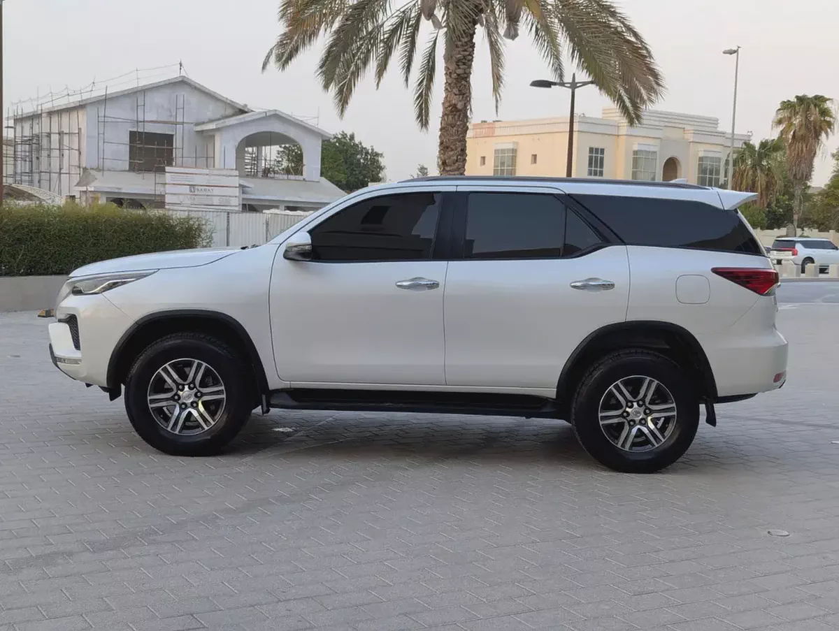 Toyota Fortuner 2023 4X4 EXR GCC Specs - Excellent Condition-6-6