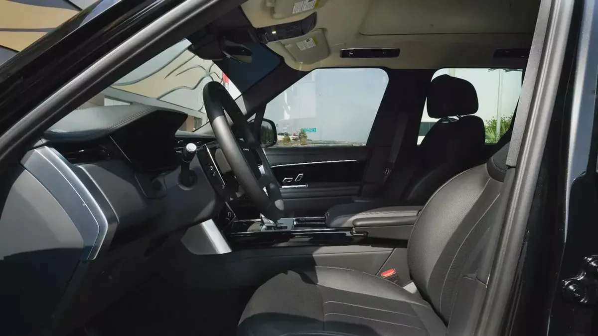 Land Rover Range Rover 2025-9-9