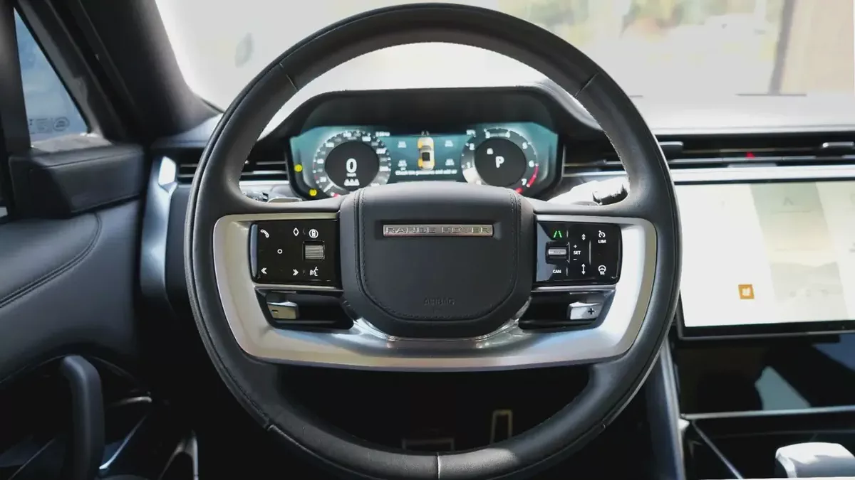 Land Rover Range Rover 2025-11-11