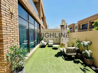 Stunning 4BR | Maid's Room | Fully Furnished-1