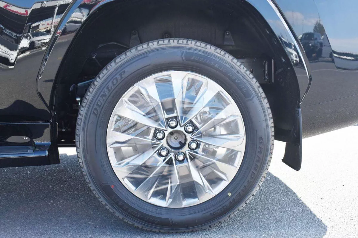 Toyota Land Cruiser GXR Toyota Land Cruiser GXR 3.3L Diesel Full Option MY2025-19-0