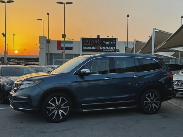 HONDA PILOT (2019) //GCC//TOURING// FULL OPTIONS//GOOD CONDITION