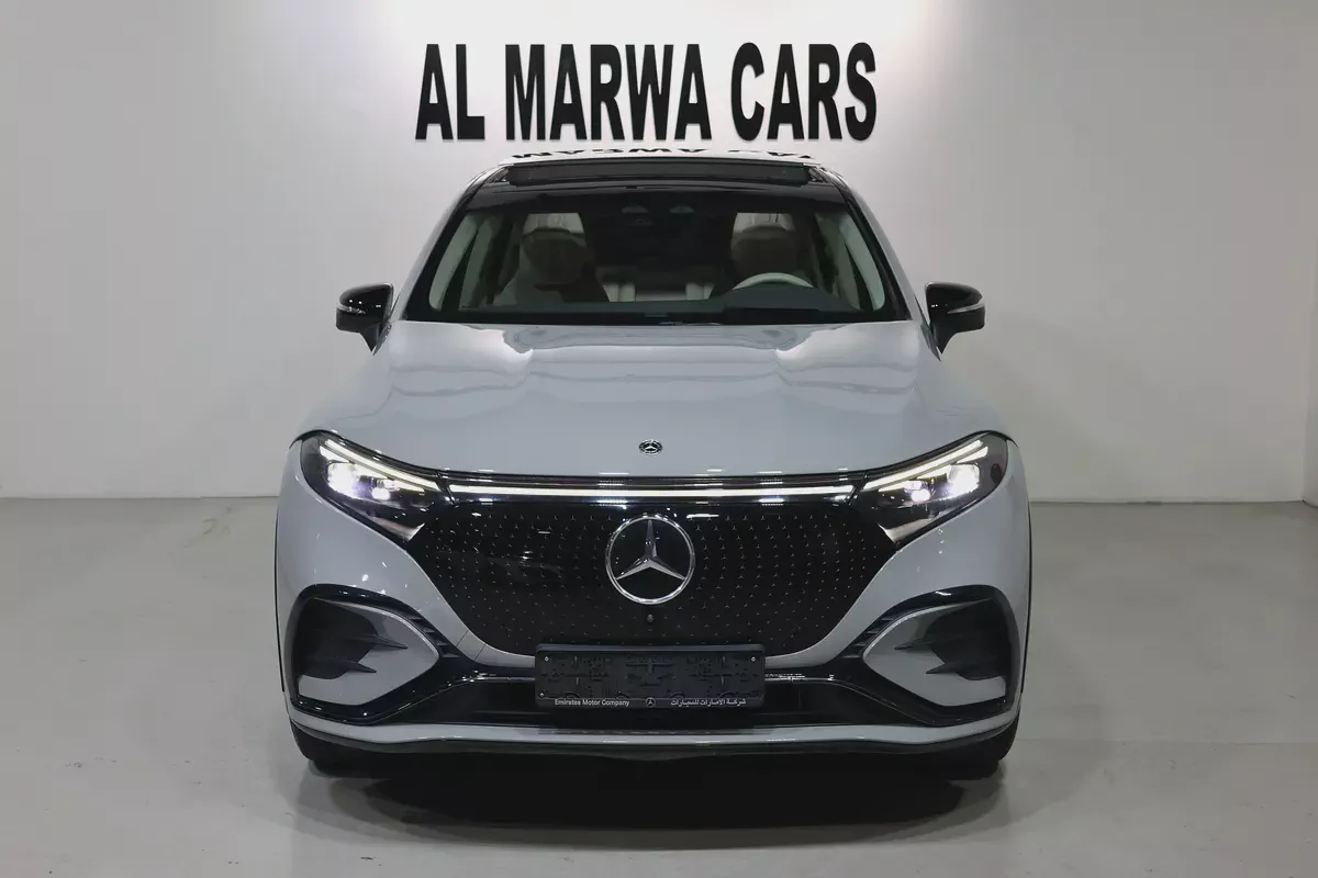 2023 Mercedes-Benz EQS 450 4MATIC-SUV-13000-GCC SPECS-PRISTINE CONDITION-4-4