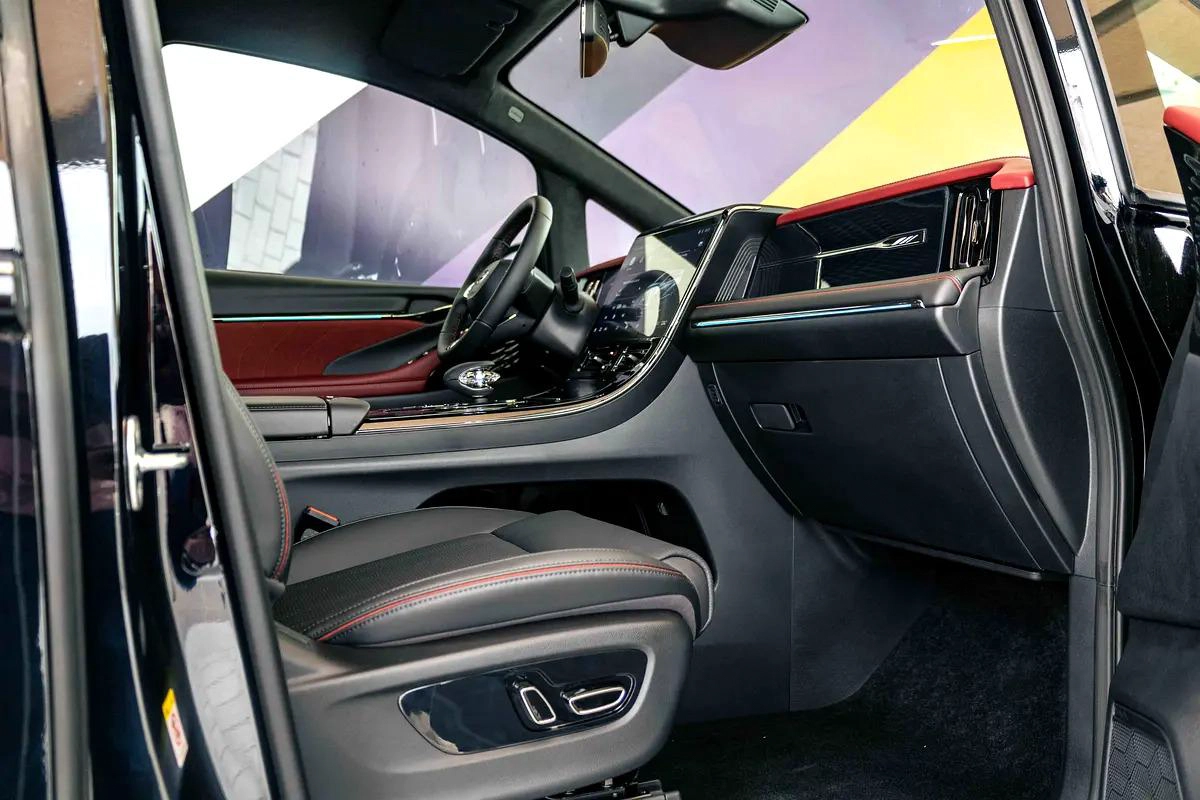 AED 2,837 Monthly | GAC M8 GX 2.0L | GCC | Zero Down Payment | 5-Year Agency Warranty