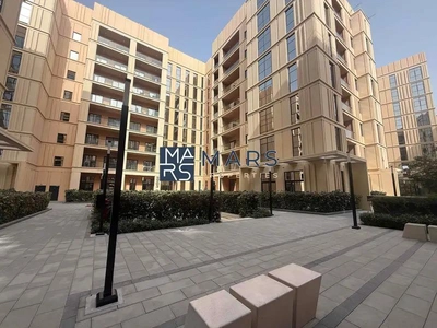 Private Garden | Spacious | Vaccant |-1