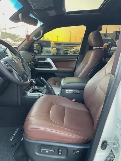 لاند كلوزر 2019 خليجي مكينه لكذس Toyota Land Cruiser VXR 2019 GCC Specs-10