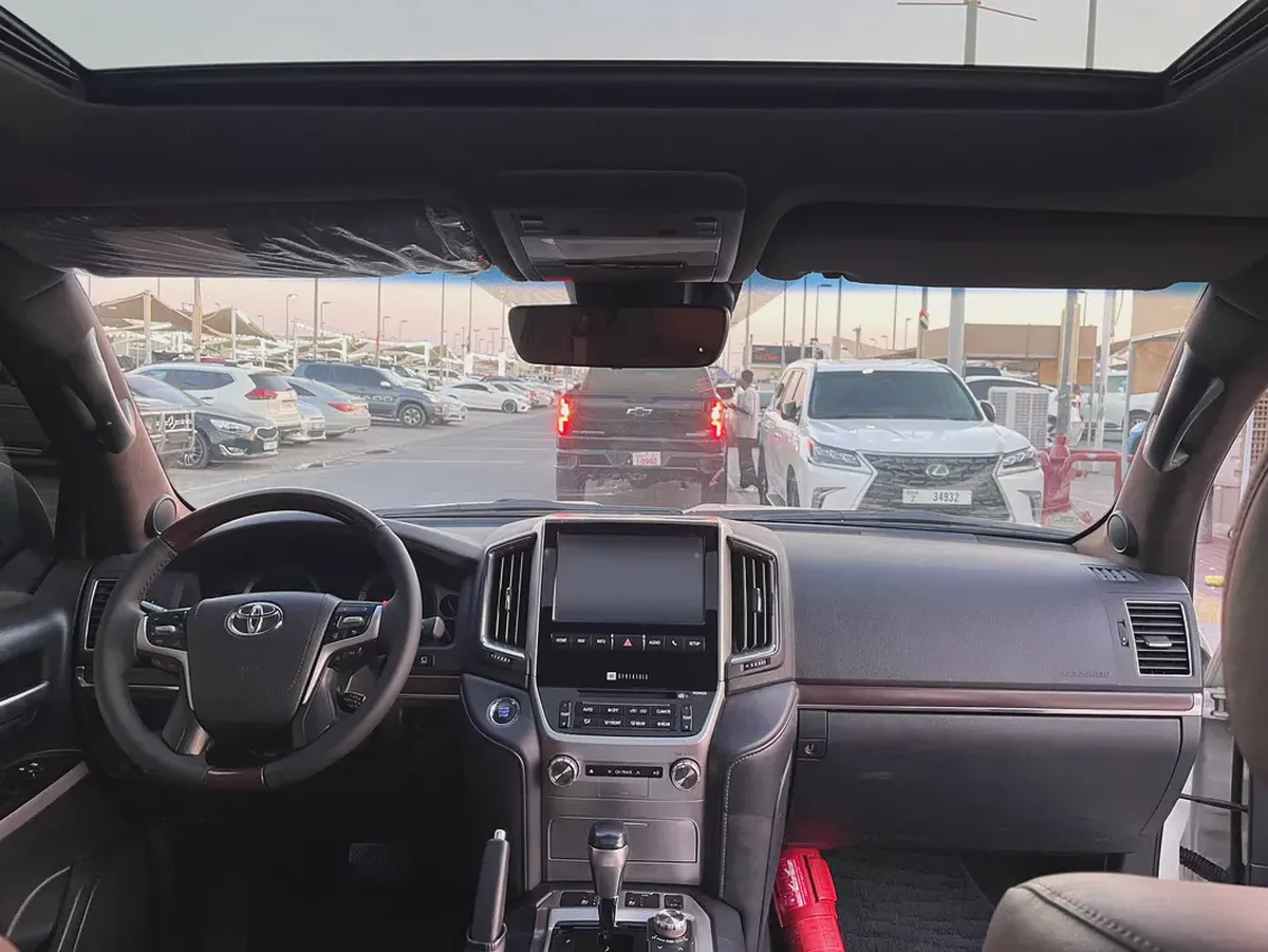 لاند كلوزر 2019 خليجي مكينه لكذس Toyota Land Cruiser VXR 2019 GCC Specs-17-17