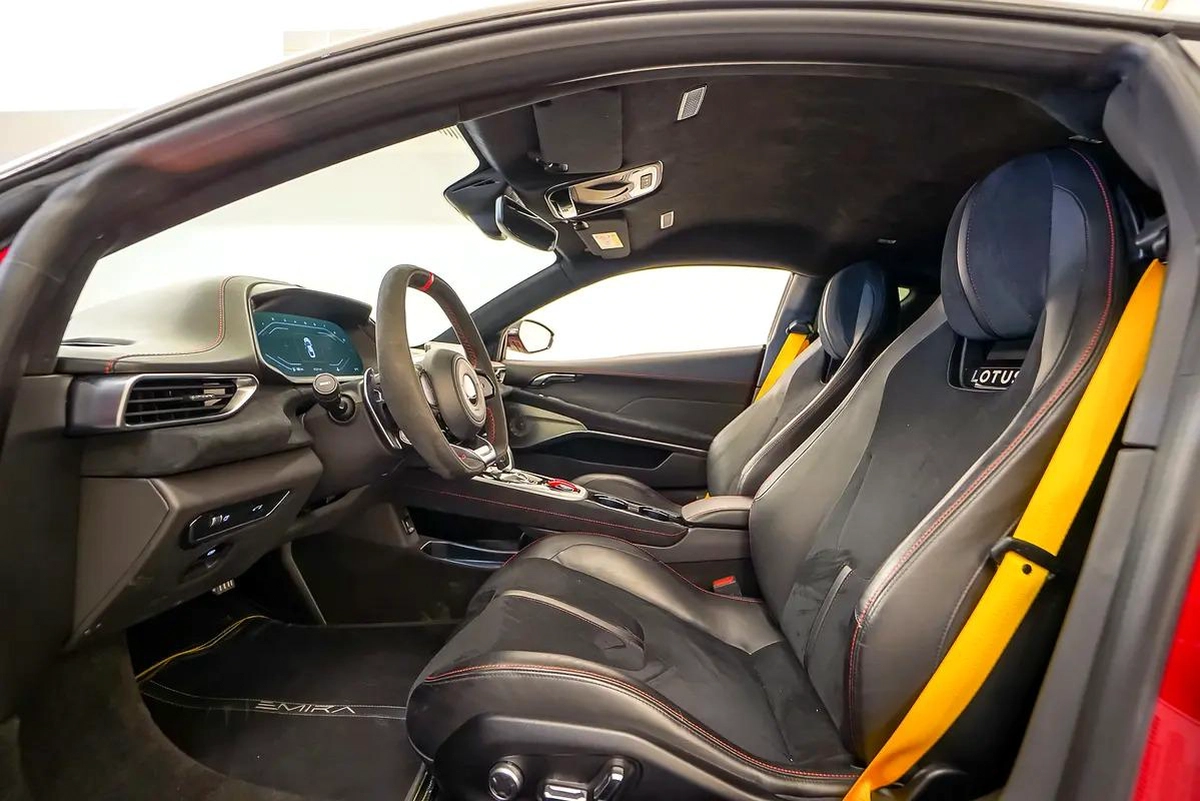 AED 5,311 PM | LOTUS EMIRA FIRST EDITION | UNDER AGENCY WARRANTY SERVICE CONTRACT OCT 2027 | G-10-10