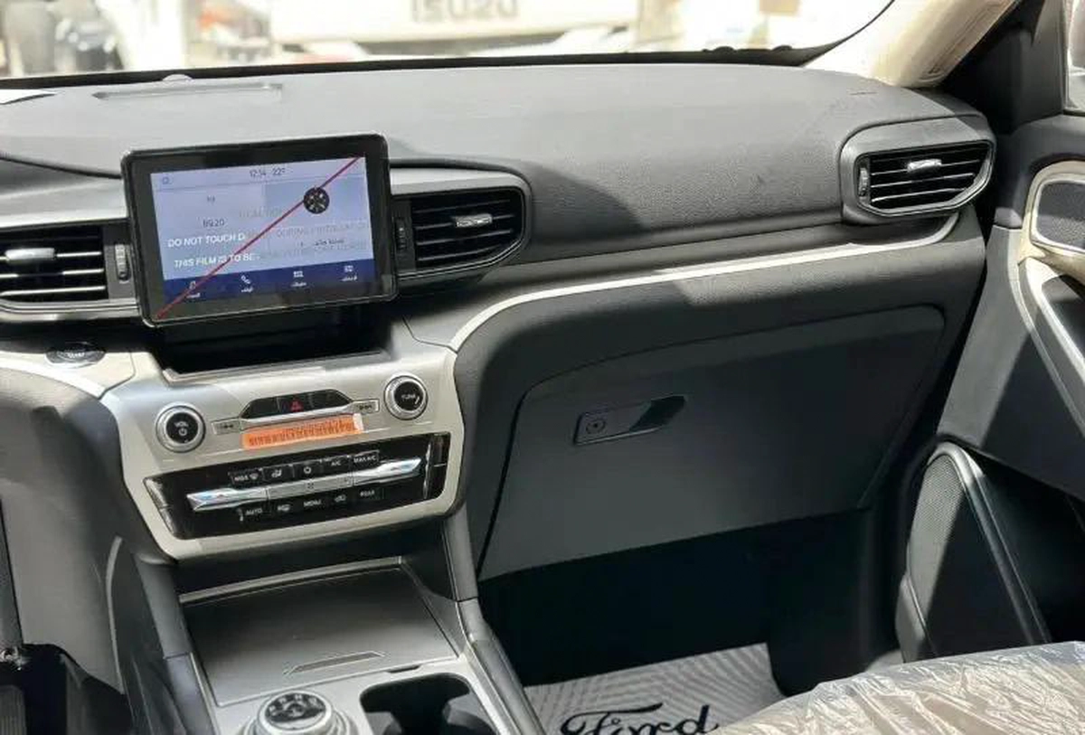 New Ford Territory Silver with Gray-2-2