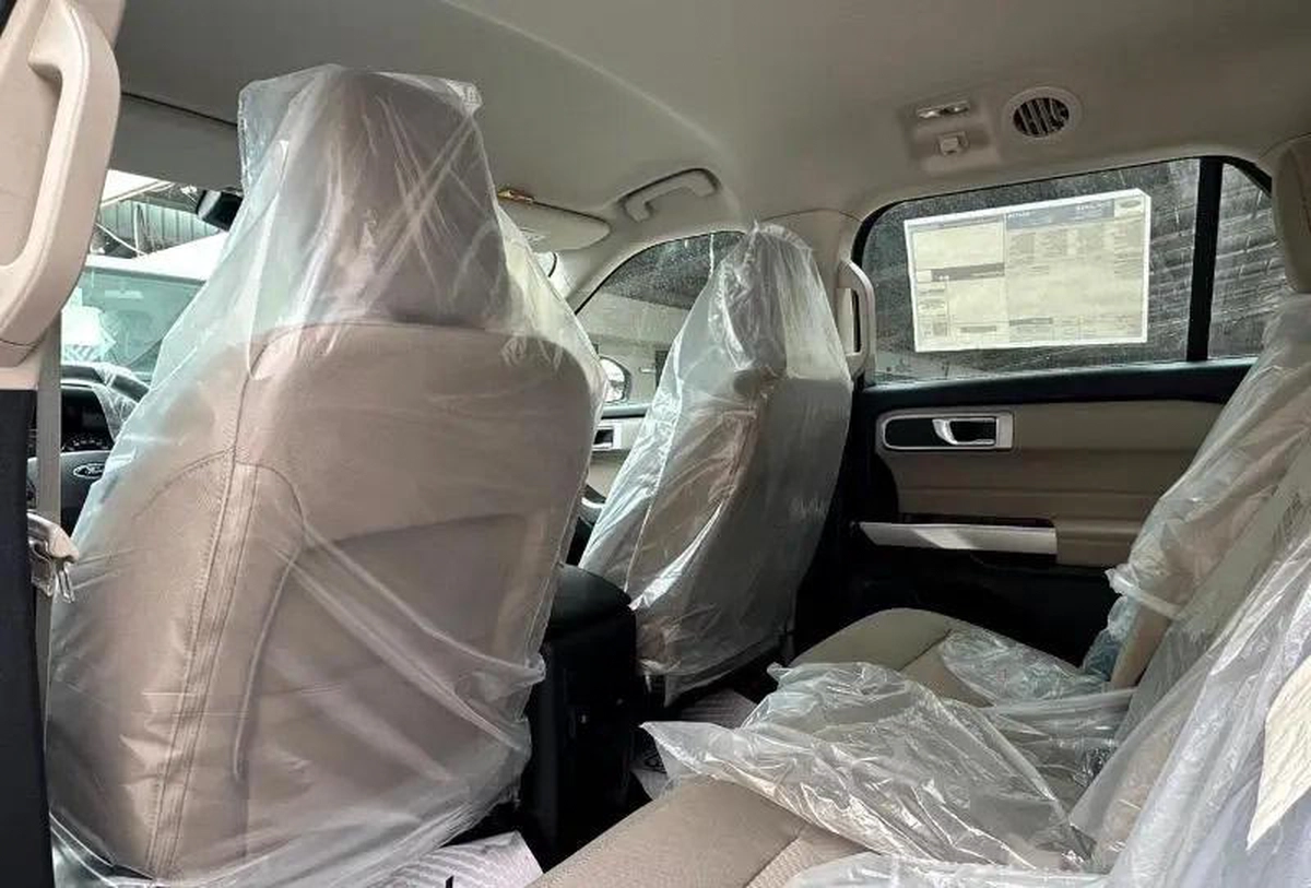 New Ford Territory Silver with Gray-4-4