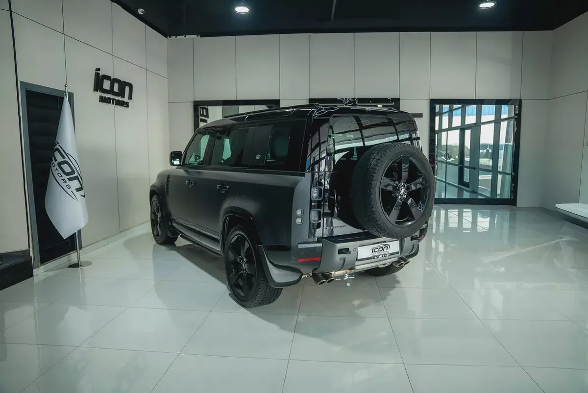 2023 Land Rover Defender 110 Carpathian Edition | GCC Specs-13-13