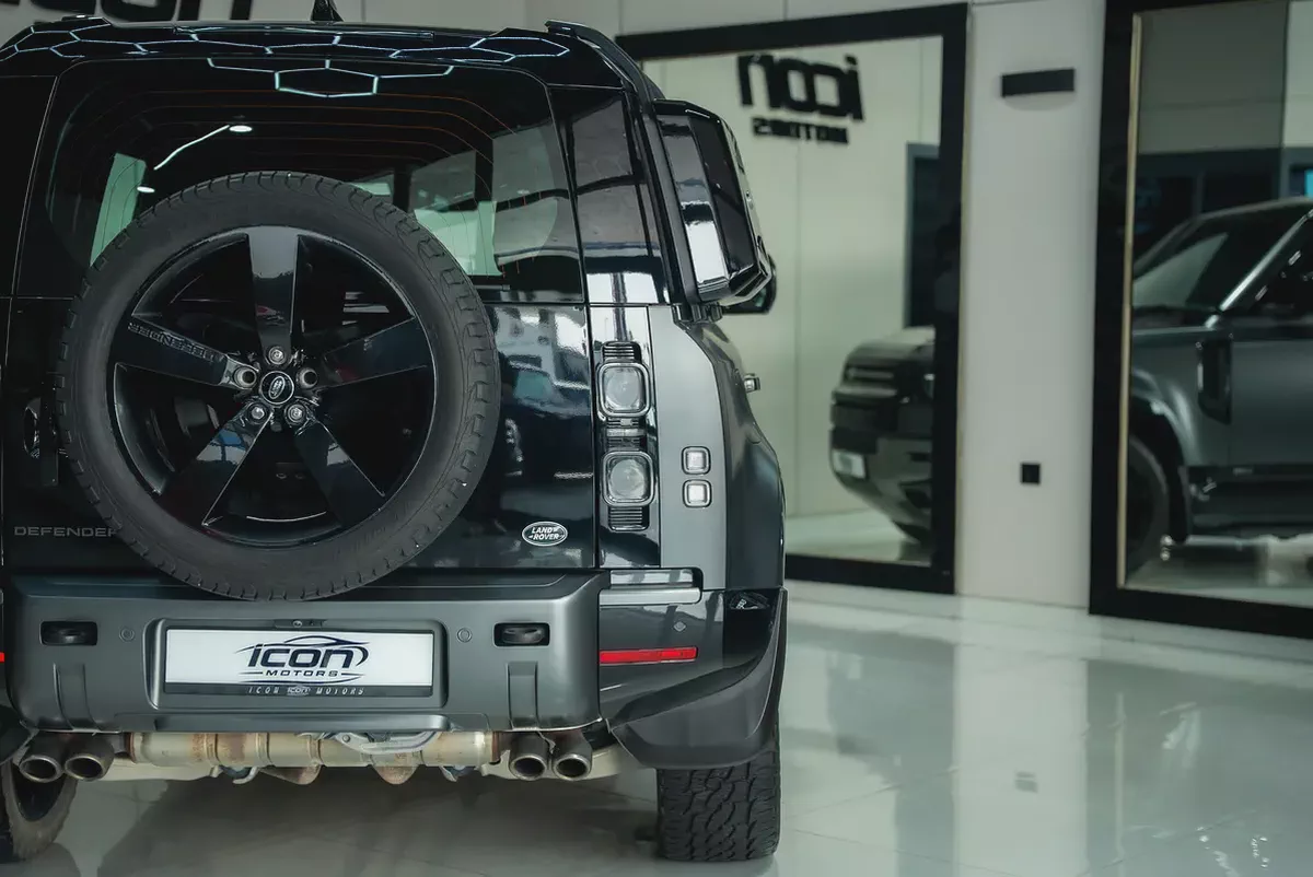 2023 Land Rover Defender 110 Carpathian Edition | GCC Specs-16-16