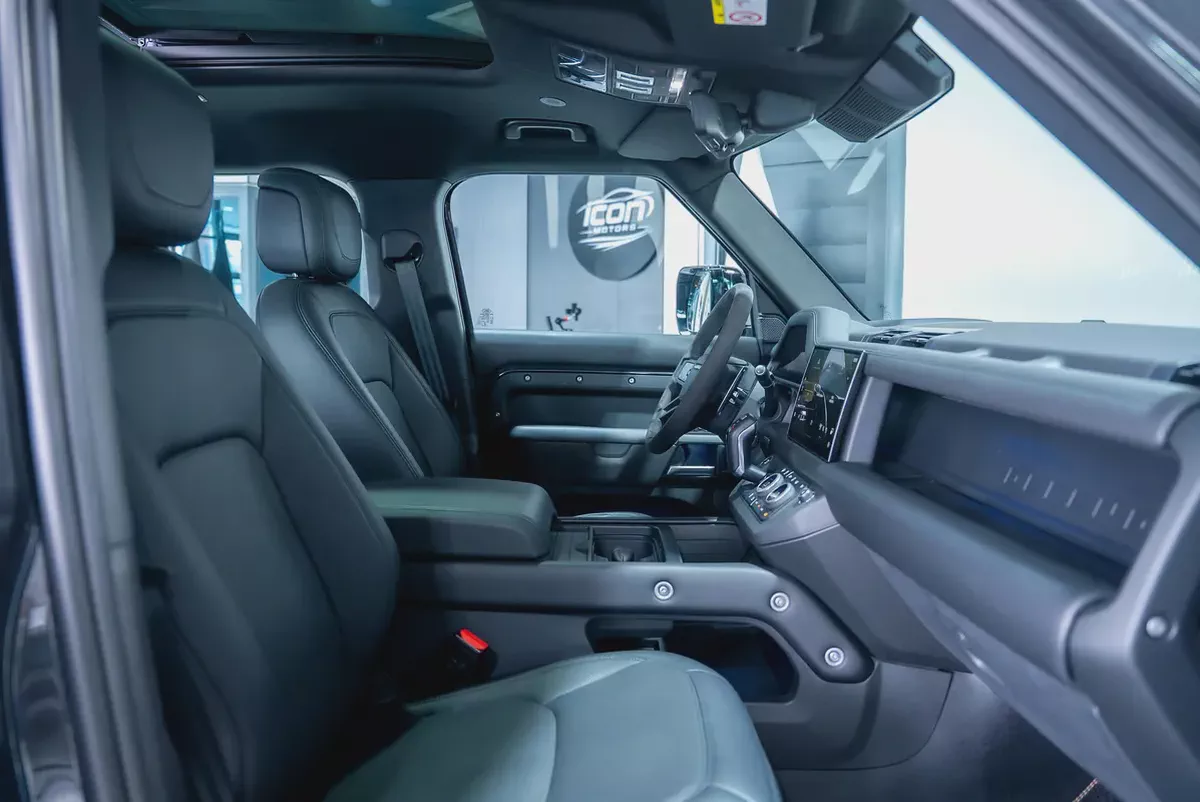 2023 Land Rover Defender 110 Carpathian Edition | GCC Specs-7-7