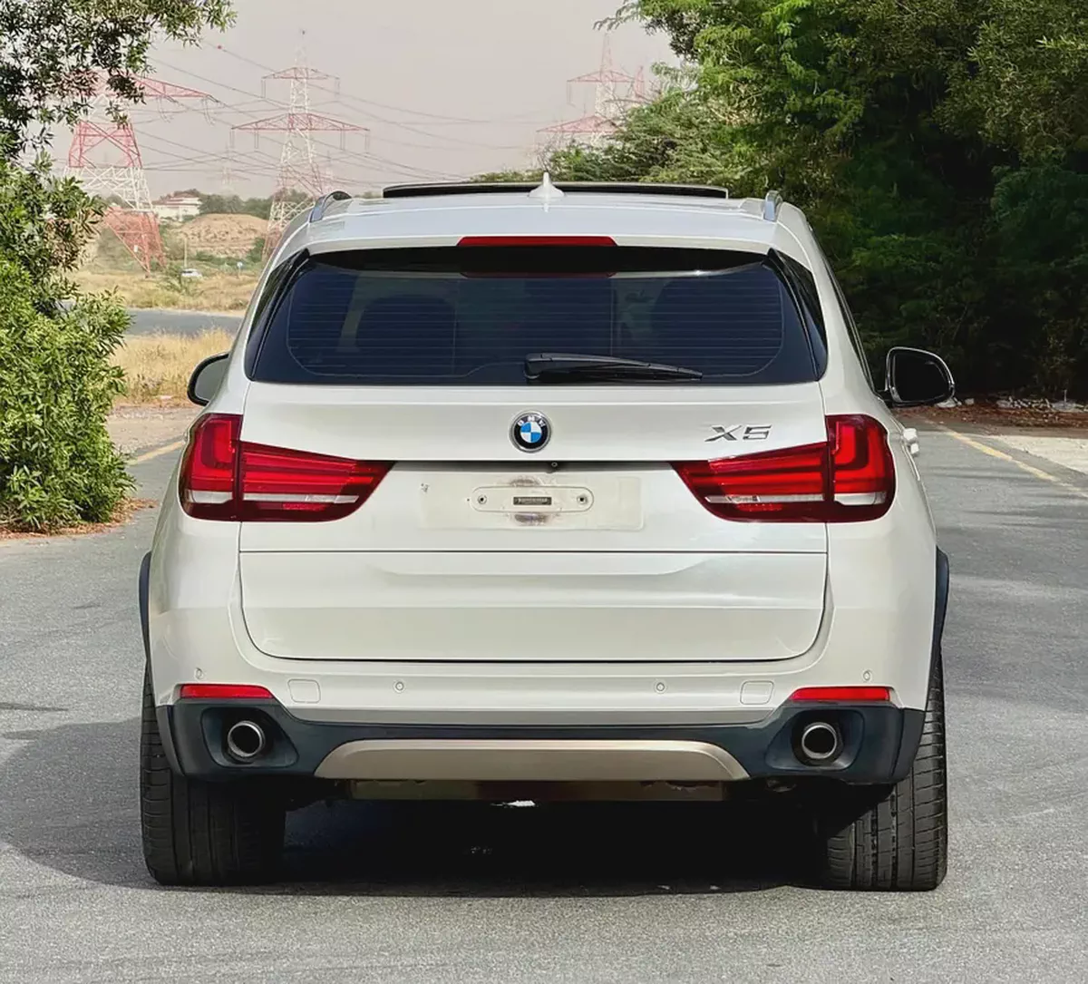 BMW X5 xDrive35i 2015 GCC Specs - Well Maintained Luxury SUV-4-4