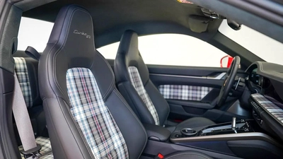 Porsche Carrera / 911 Turbo S-10