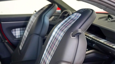 Porsche Carrera / 911 Turbo S-9