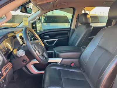 Nissan Titan SL 2017 American Specs-8