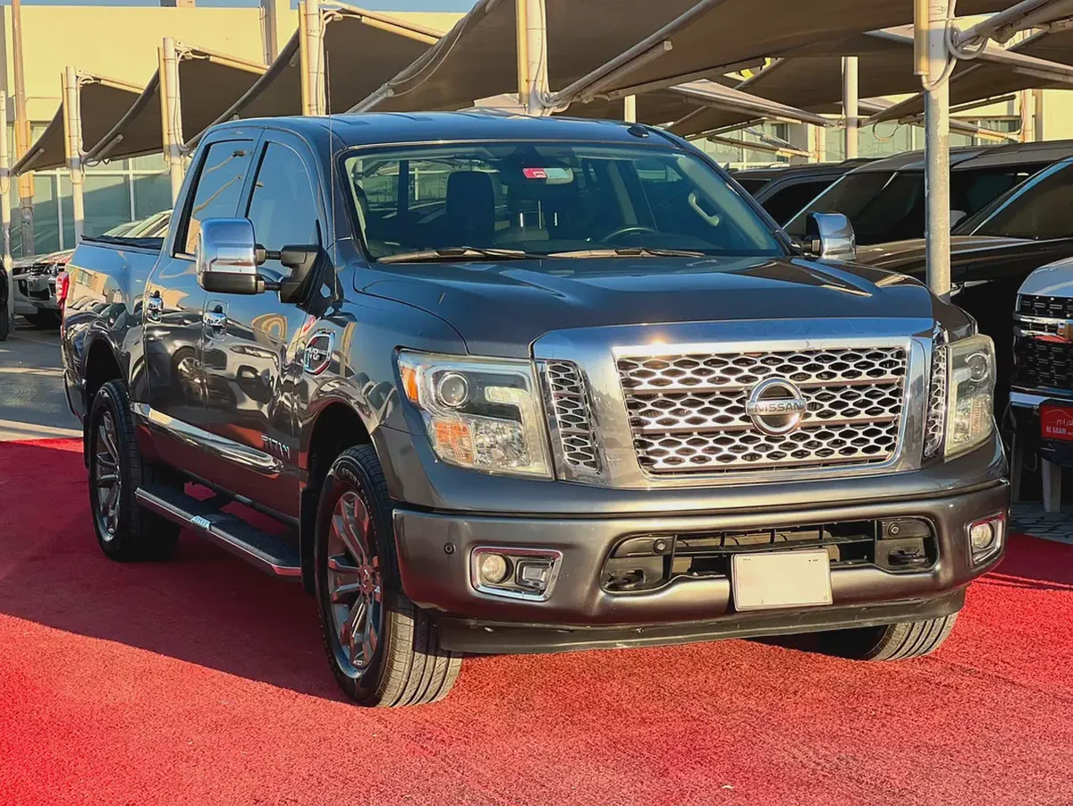 Nissan Titan SL 2017 American Specs
