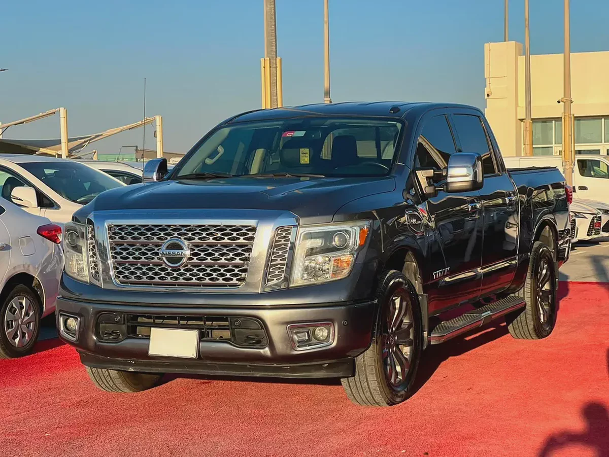 Nissan Titan SL 2017 American Specs-2-2