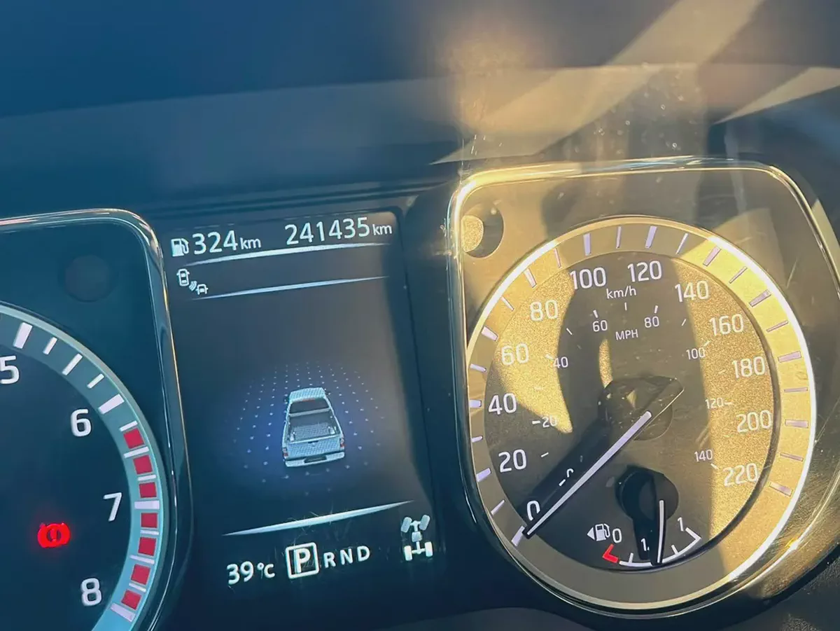 Nissan Titan SL 2017 American Specs-7-7