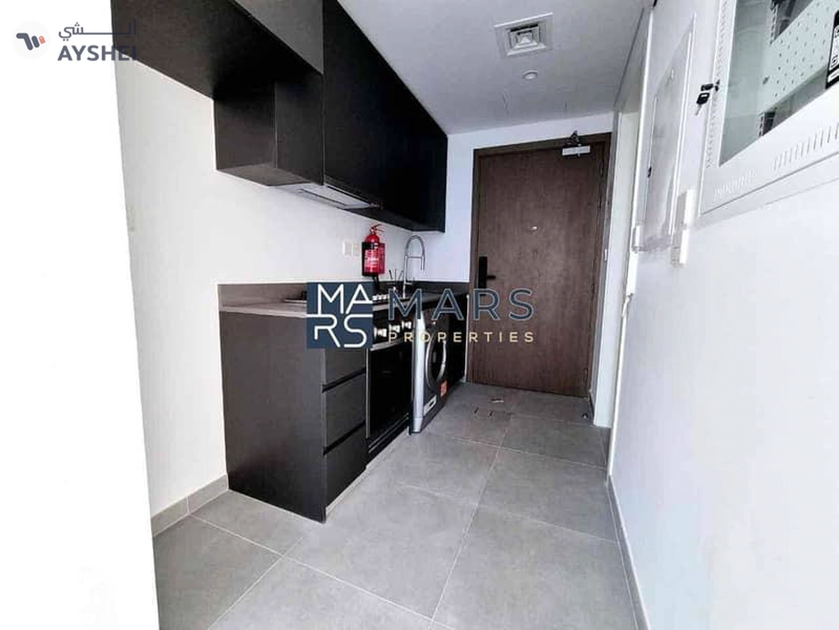 Brand New | Community View | Luxurious Lifestyle-10-10