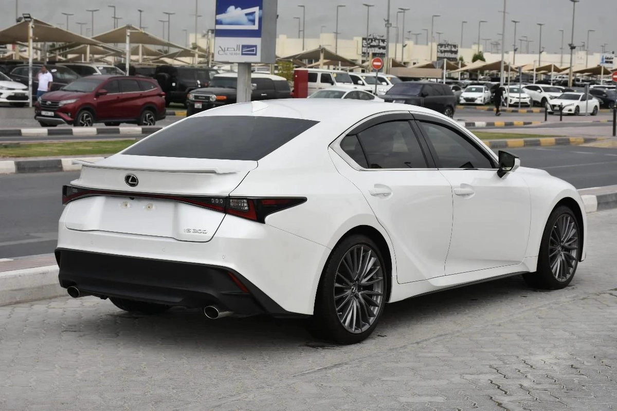 LEXUS IS300 PREMIER 2022 | WHITE ( REF-ACD )-11-11