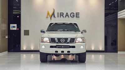 NISSAN - PATROL - SAFARI Y61 MT - AL OSTOURA - V6 4.8L - MANUEL - 2024 - 1,700KM - GCC SPECS-10