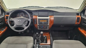 NISSAN - PATROL - SAFARI Y61 MT - AL OSTOURA - V6 4.8L - MANUEL - 2024 - 1,700KM - GCC SPECS