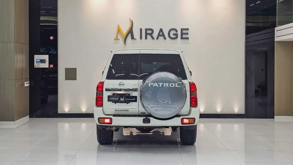 NISSAN - PATROL - SAFARI Y61 MT - AL OSTOURA - V6 4.8L - MANUEL - 2024 - 1,700KM - GCC SPECS