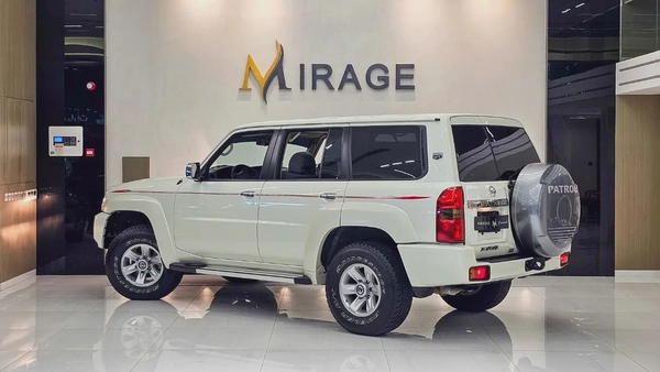 NISSAN - PATROL - SAFARI Y61 MT - AL OSTOURA - V6 4.8L - MANUEL - 2024 - 1,700KM - GCC SPECS