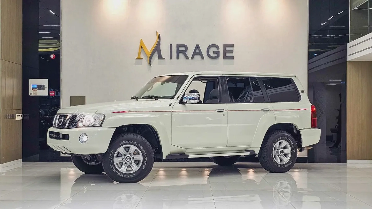 NISSAN - PATROL - SAFARI Y61 MT - AL OSTOURA - V6 4.8L - MANUEL - 2024 - 1,700KM - GCC SPECS-16-16