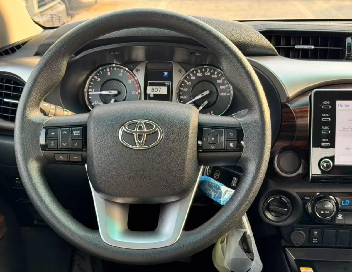 Toyota Hilux SR5 DOUBLE CABIN || 2.8L V4 DIESEL || BLIND SPOT |  (CODE # HDAH1)-17-0