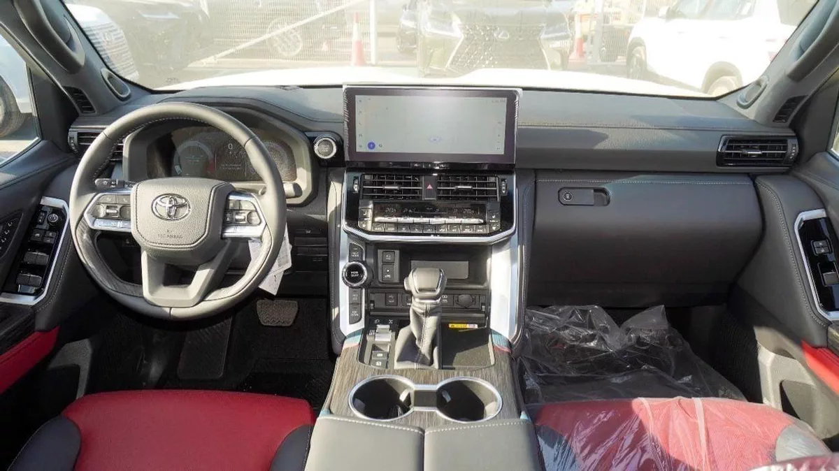 Toyota Land Cruiser VXR Toyota Land Cruiser VXR 3.5L Twin Turbo Model 2026-3-0