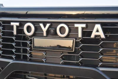 Toyota Hilux GR SPORT TOYOTA HILUX GR SPORT 2.8L MODEL 2024 FOR EXPORT ONLY-4