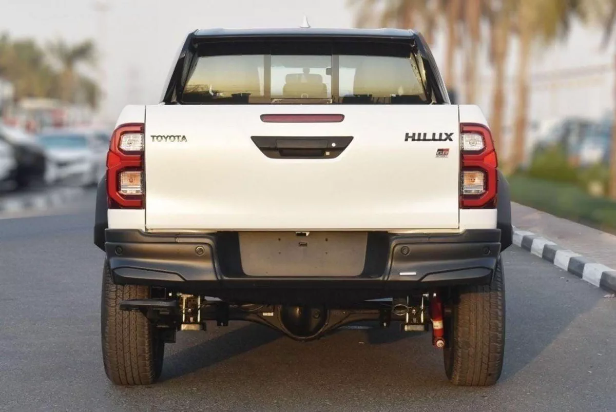 Toyota Hilux GR SPORT TOYOTA HILUX GR SPORT 2.8L MODEL 2024 FOR EXPORT ONLY-3-0
