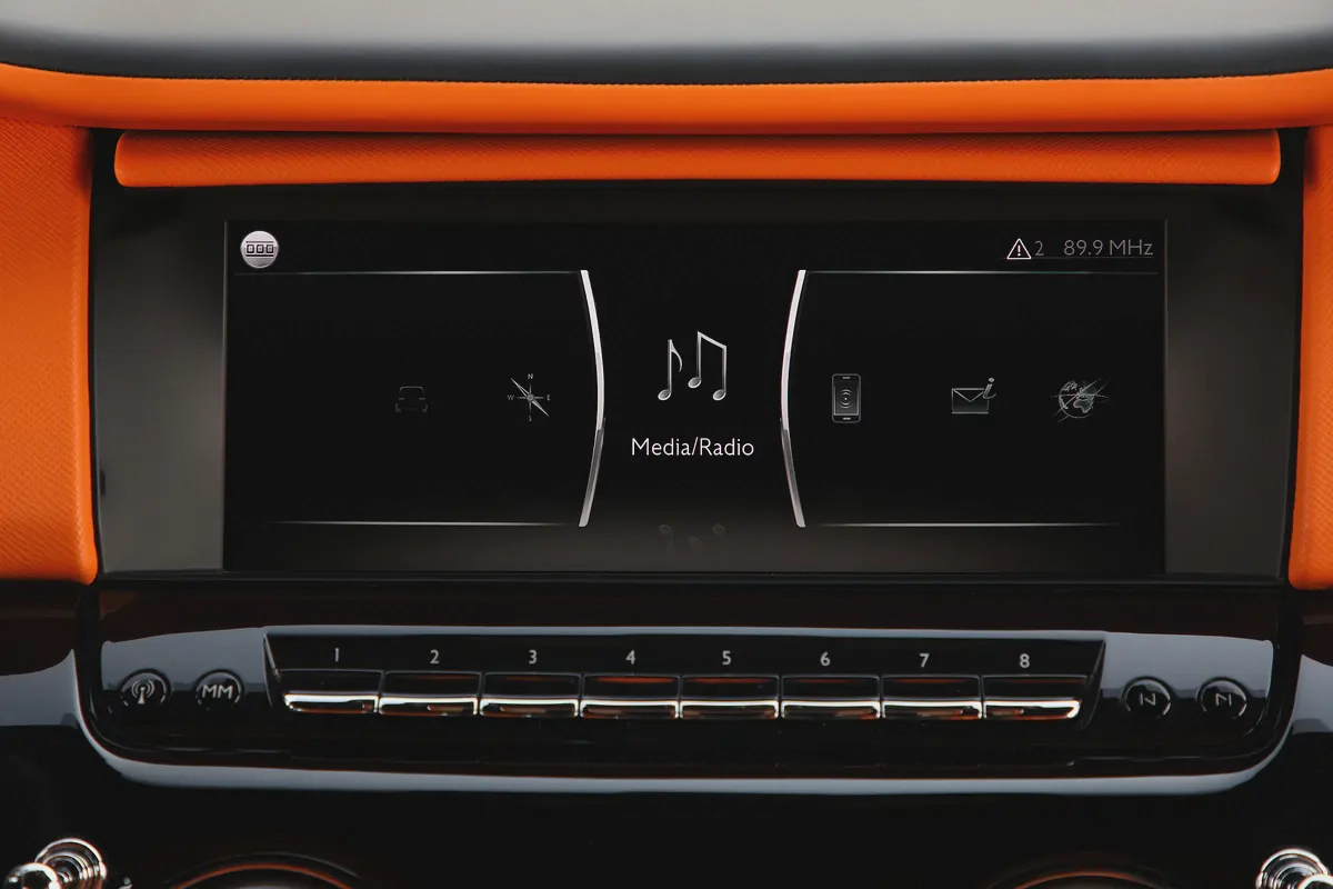 ROLLS ROYCE CULLINAN 2021 - GCC- DEALER WARRANTY + SERVICE CONTRACT - VIP EDITION - FULLY LOADED-13-13