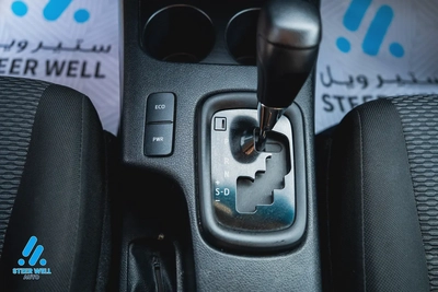 2022 Toyota Hilux GL 2.7 L Automatic – GCC Specs Dual Cab Pickup  Four Wheel Drive-16