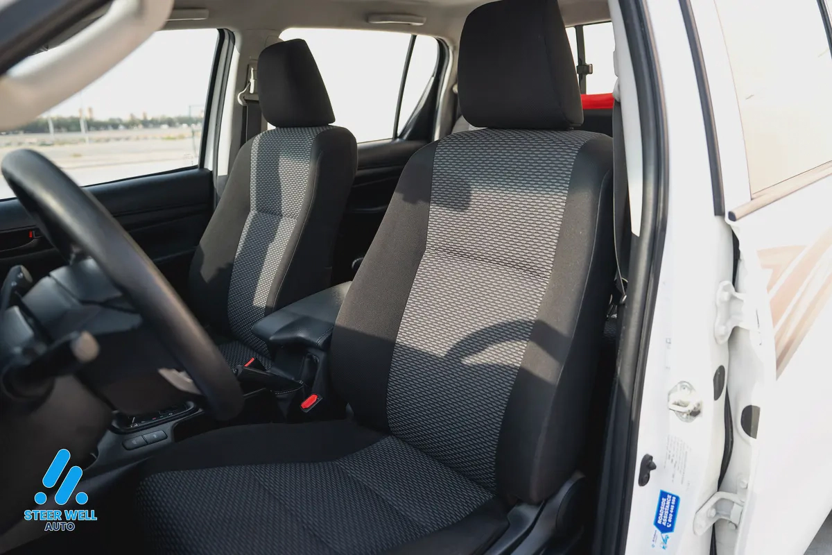 2022 Toyota Hilux GL 2.7 L Automatic – GCC Specs Dual Cab Pickup Four Wheel Drive-12-12