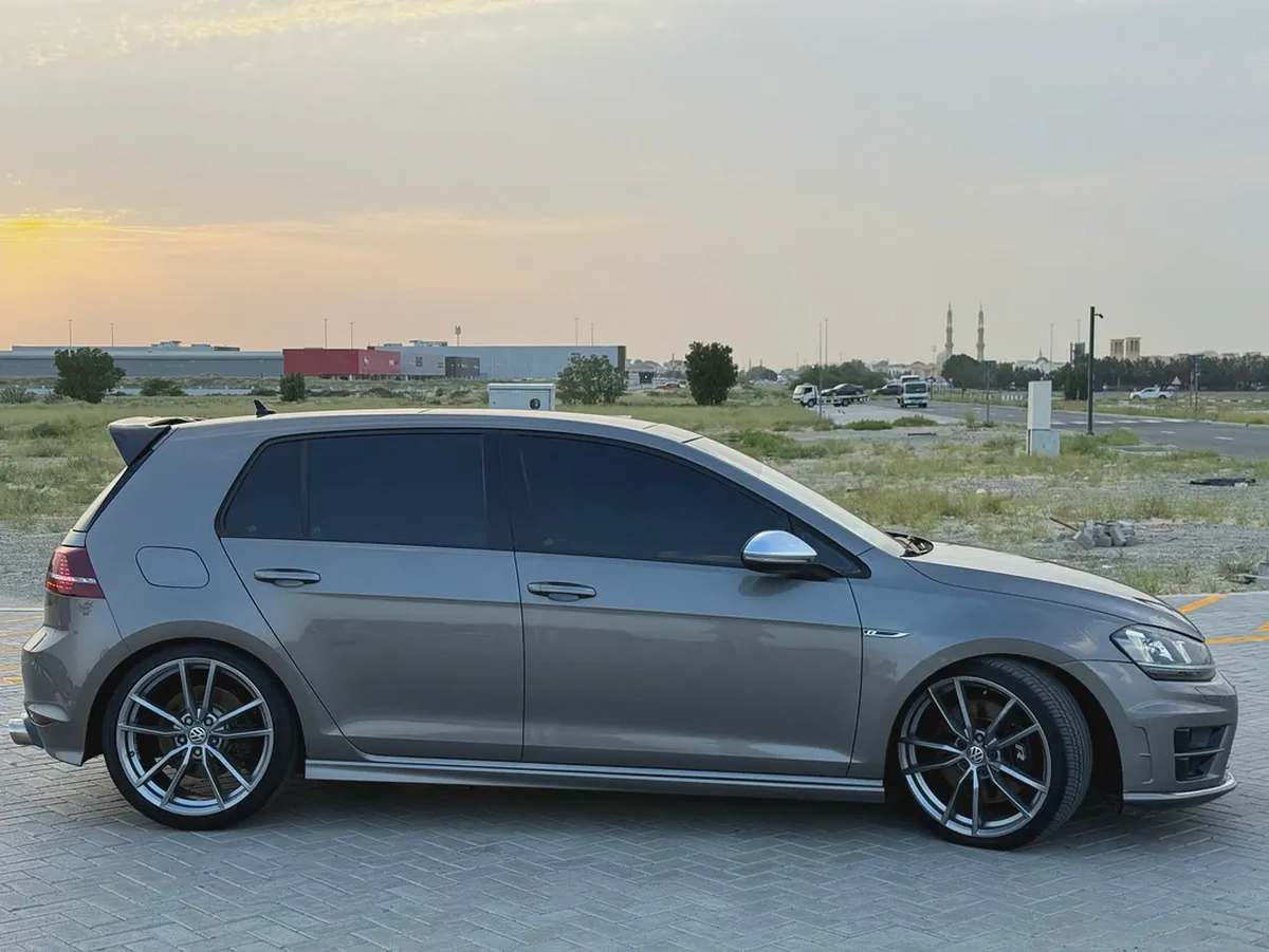2015 Volkswagen Golf R - GCC Specs-6-6
