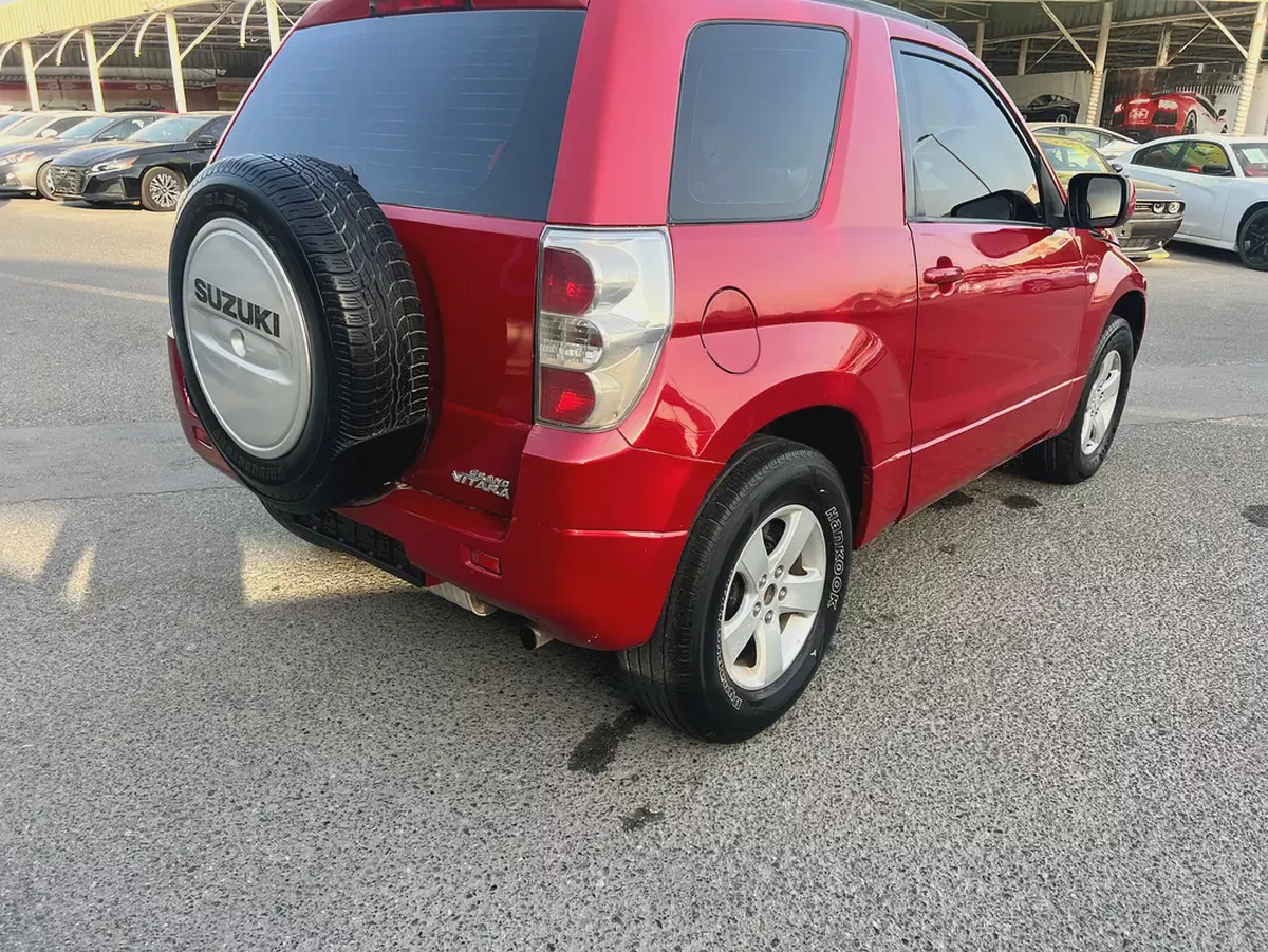 Suzuki Grand Vitara 2015 GL GCC Specs - Well Maintained-8-8