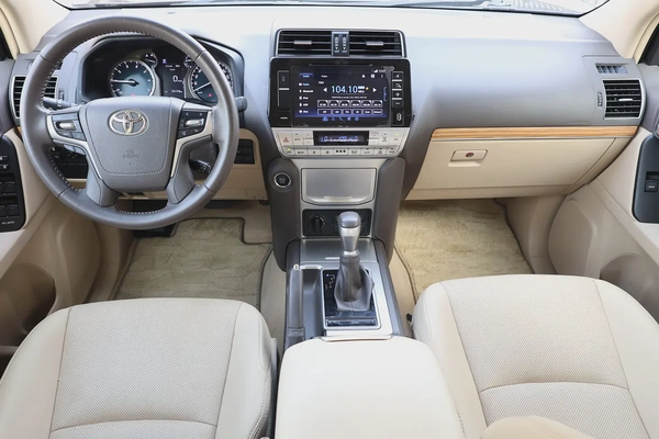 TOYOTA PRADO-ADVENTURE -2021-75000KM-GCC SPECS-EXCELLENT CONDITION