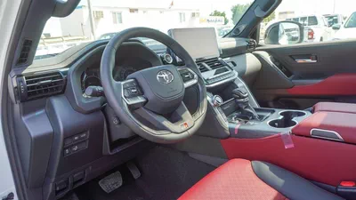 Toyota Land Cruiser GR SPORT 3.5L V6-3