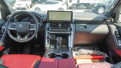Toyota Land Cruiser GR SPORT 3.5L V6-8