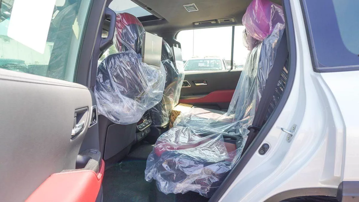 Toyota Land Cruiser GR SPORT 3.5L V6-16-0