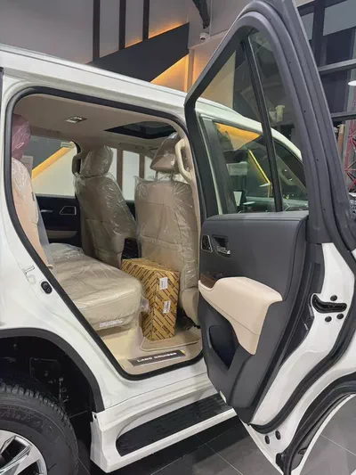 Toyota Land Cruiser VXR 2026 - Brand New - GCC Specs تويوتا في اكس ار توين توربو 3.5لتر-14