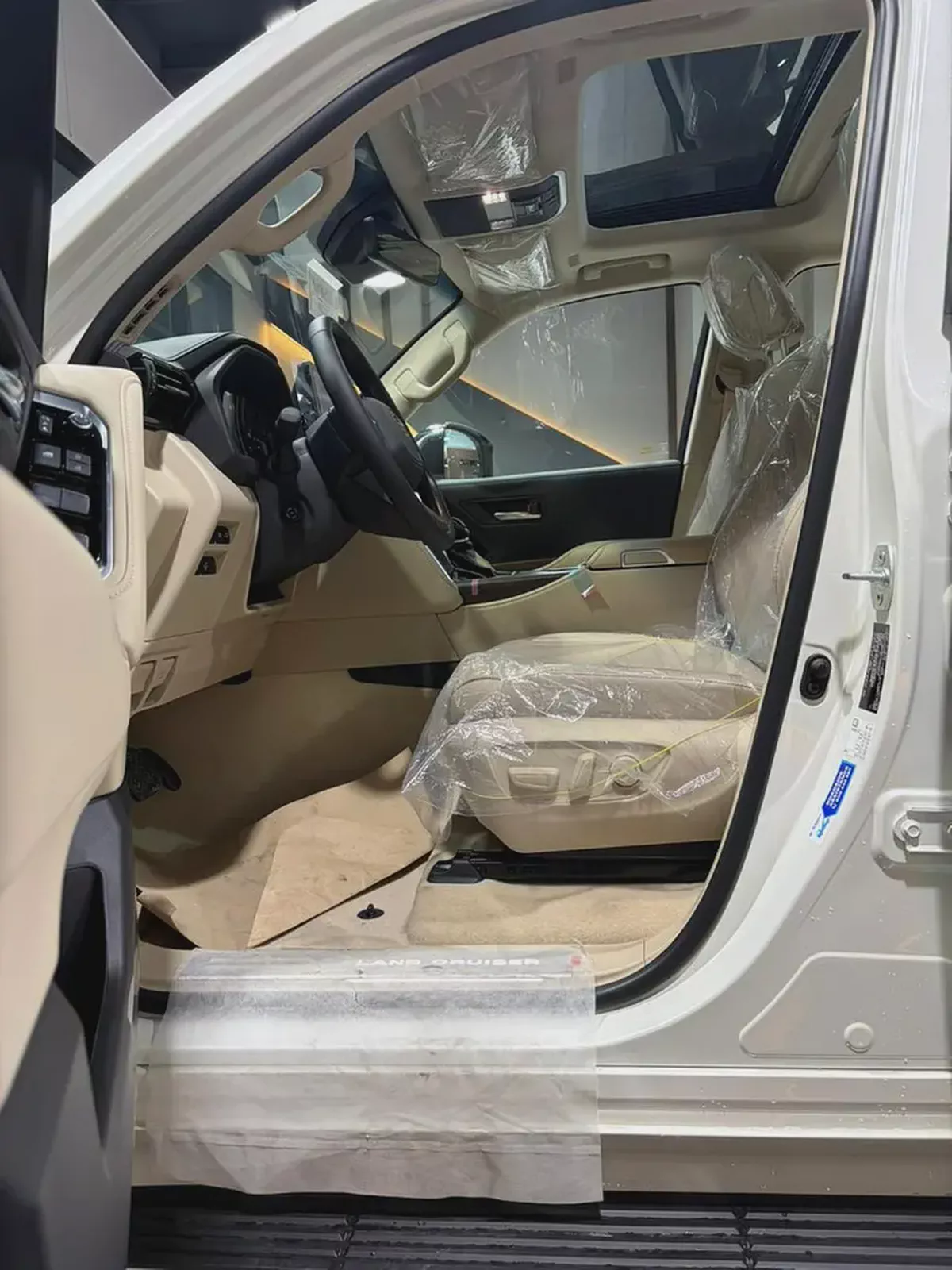 Toyota Land Cruiser VXR 2026 - Brand New - GCC Specs تويوتا في اكس ار توين توربو 3.5لتر-13-13