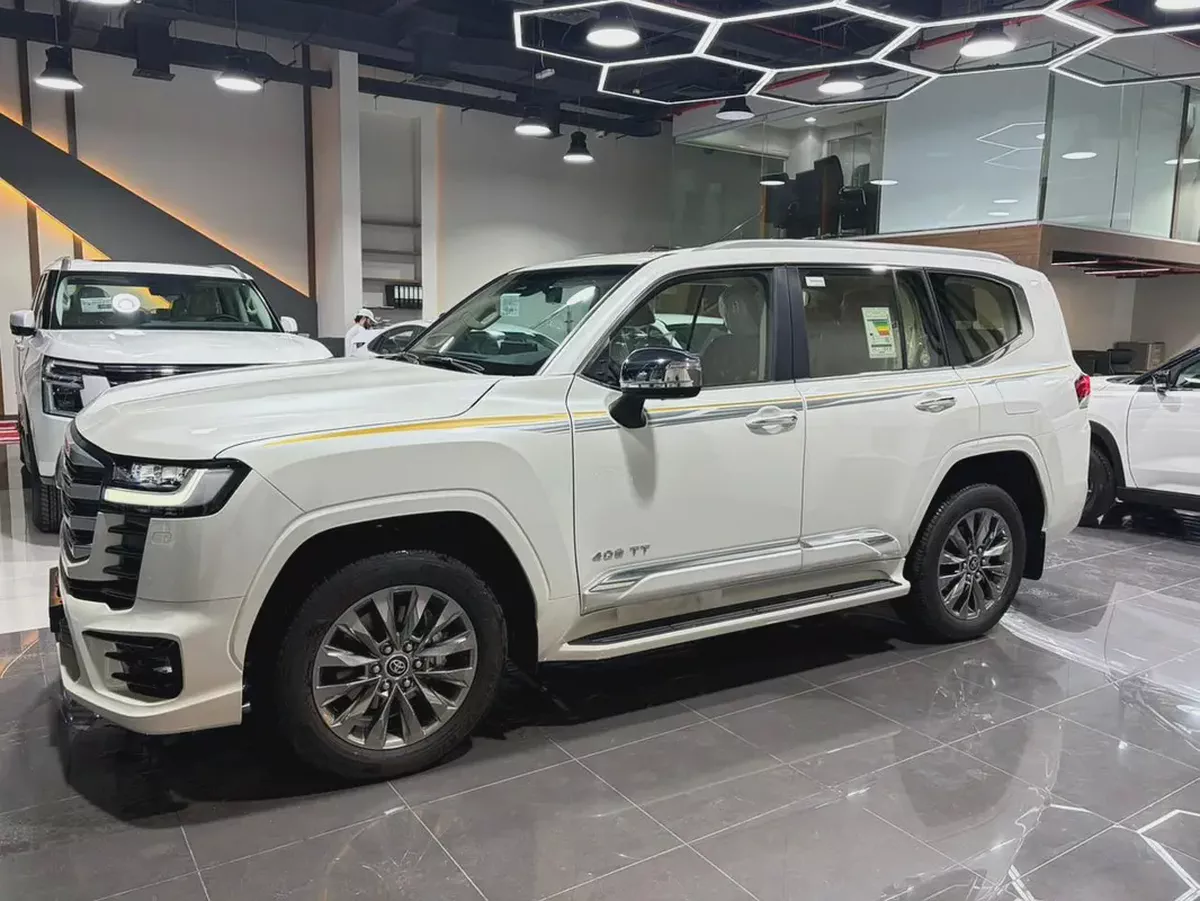 Toyota Land Cruiser VXR 2026 - Brand New - GCC Specs تويوتا في اكس ار توين توربو 3.5لتر
